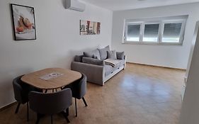 Apartmani Sunce I More